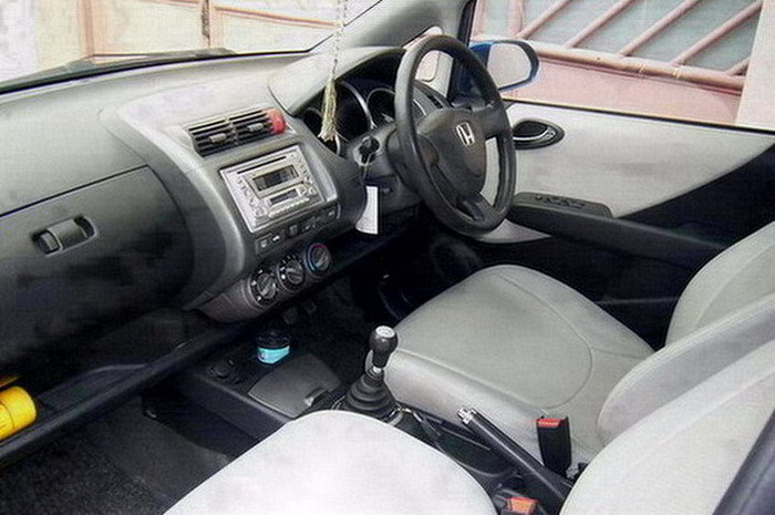 Honda Jazz Dijual
