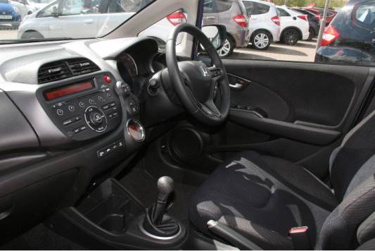 Honda Jazz Es