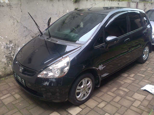 Honda Jazz Tahun 2005