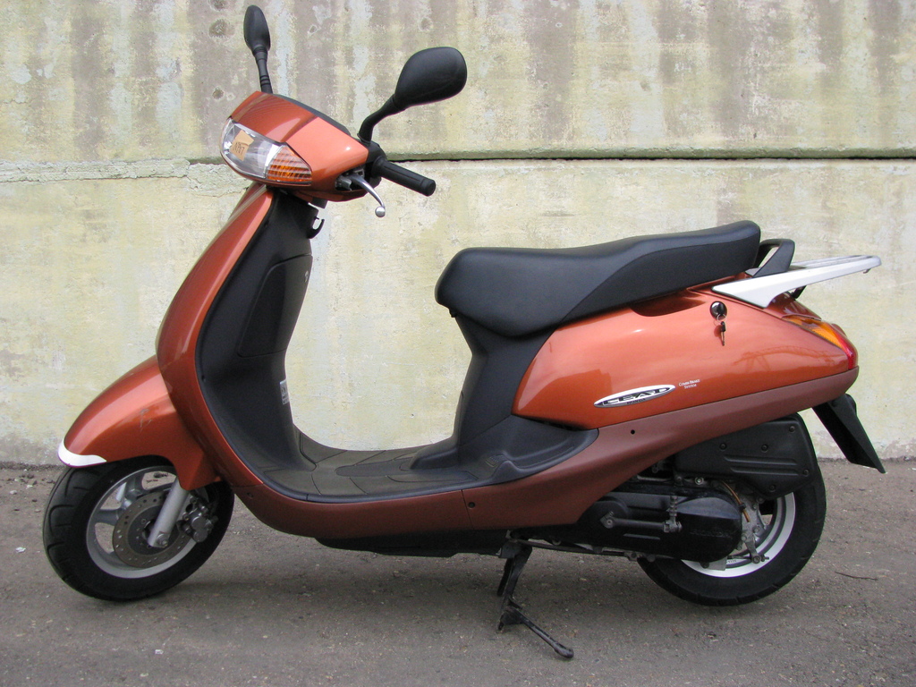 Honda Lead 100
