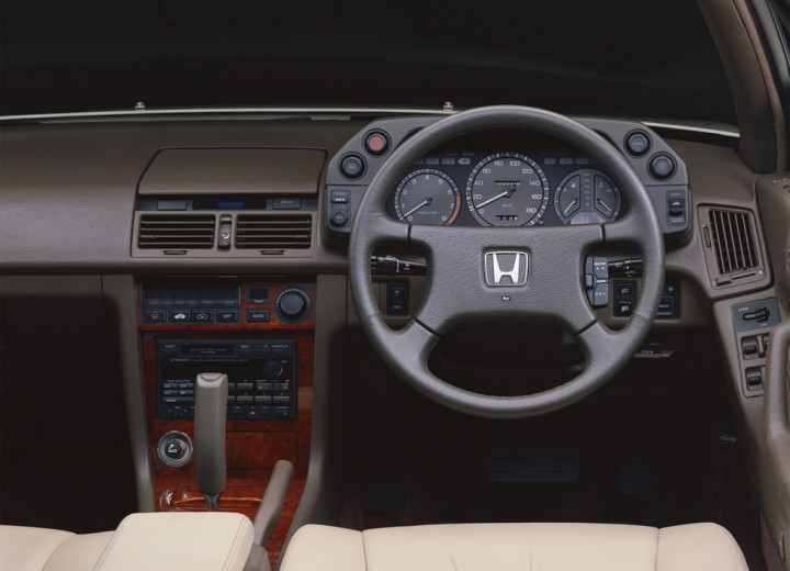 Honda Legend 2.7