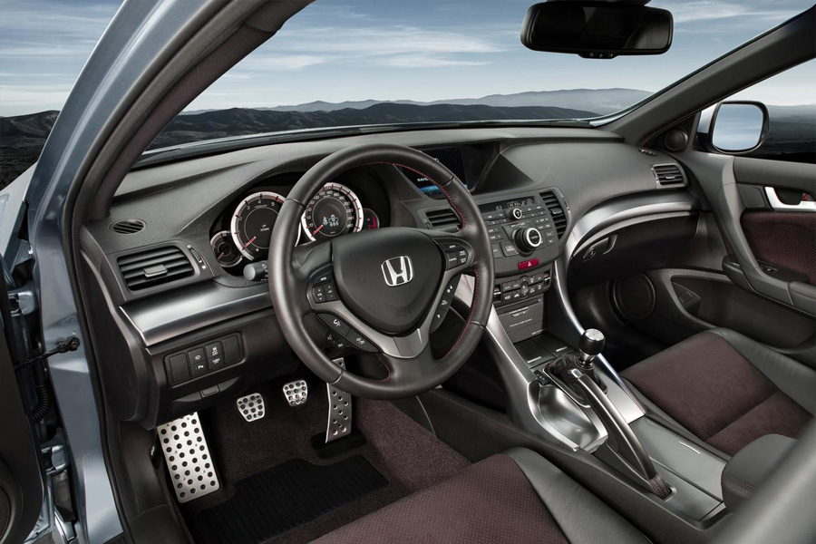 Honda Legend 2011