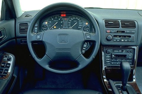 Honda Legend 3.2