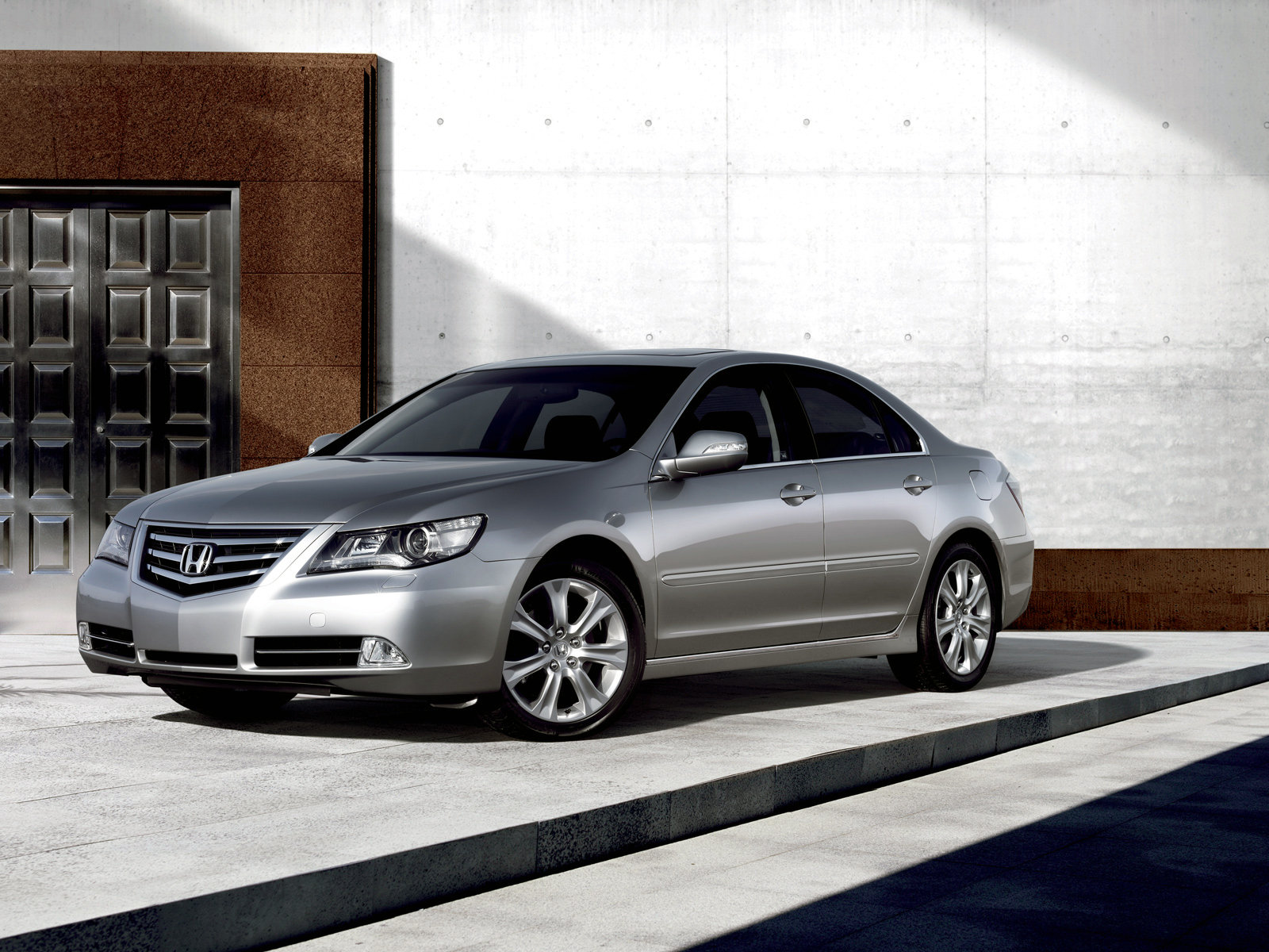 Honda Legend 3.7