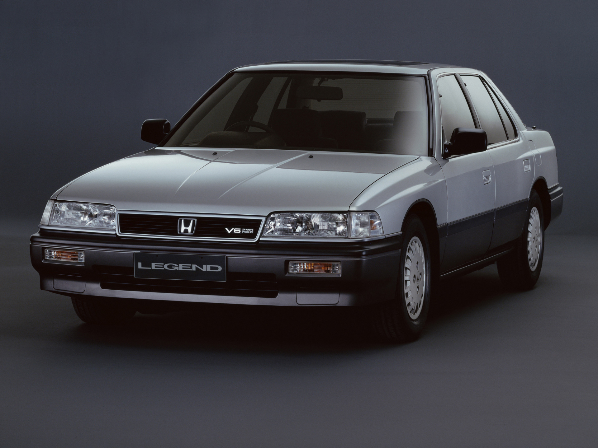 Honda Legend Sedan