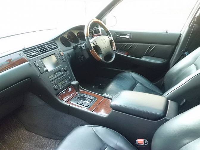 Honda Legend Sedan