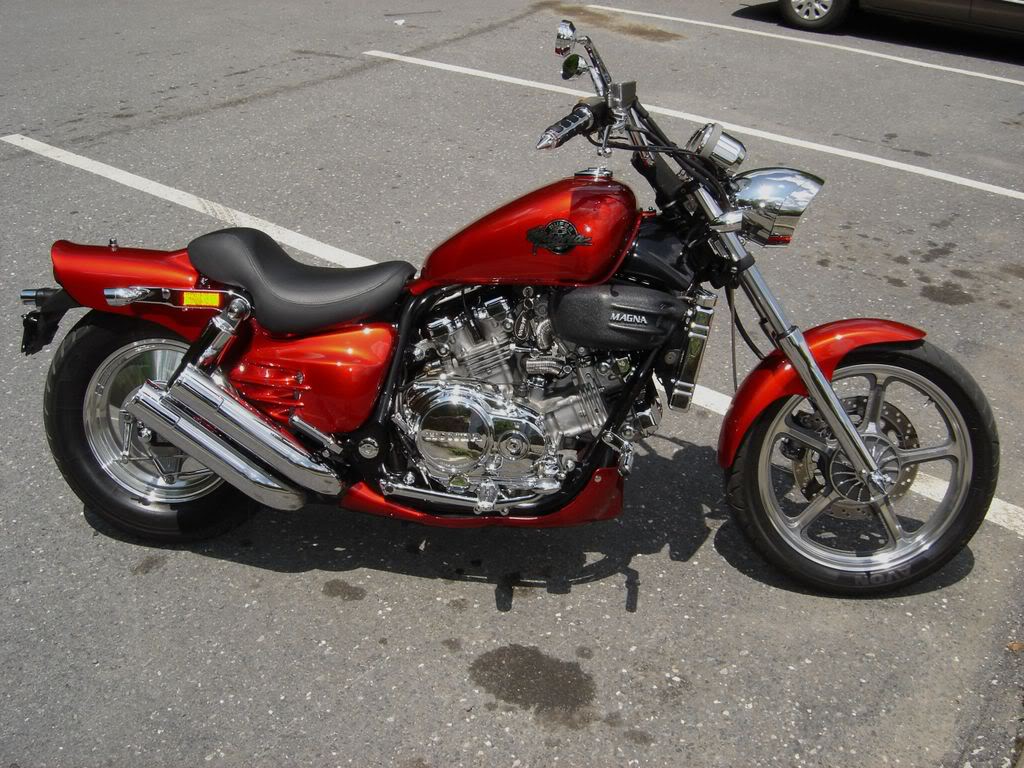 Honda Magna Super