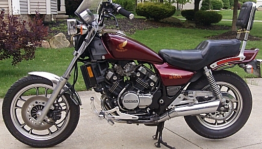 Honda Magna V45