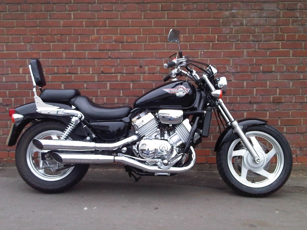 Honda Magna Vf