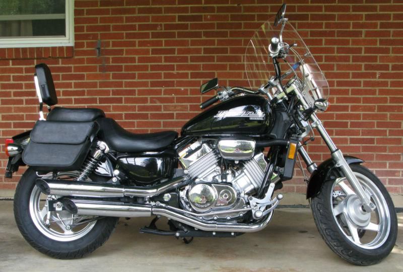 Honda Magna Vf750c