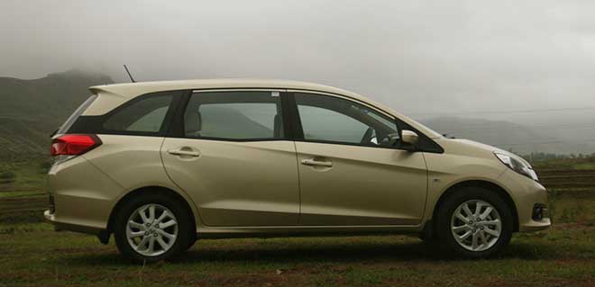 Honda Mobilio Car