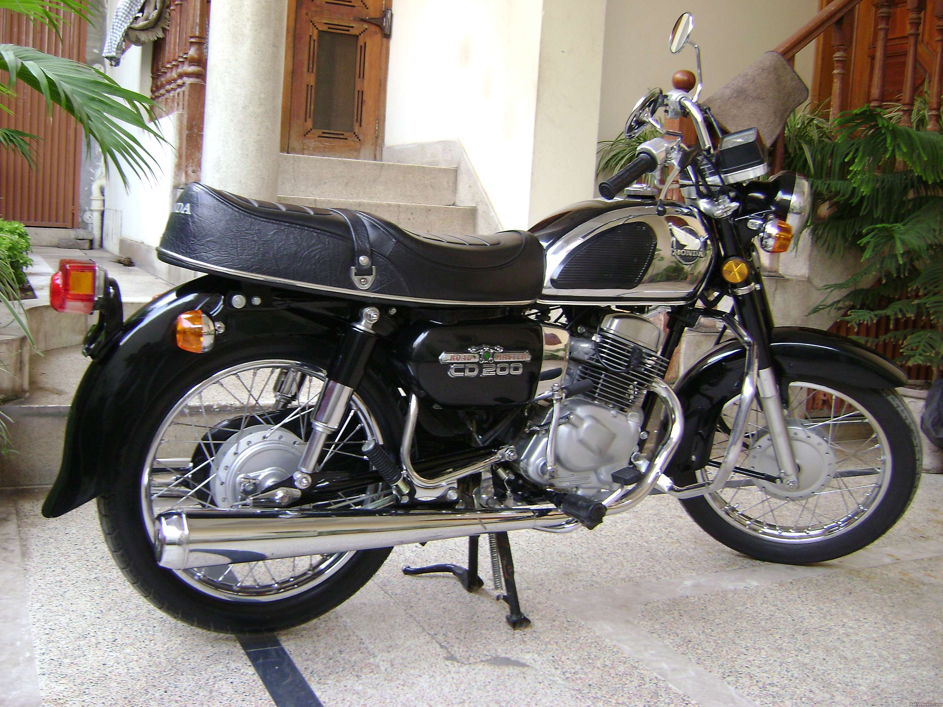 Honda 200