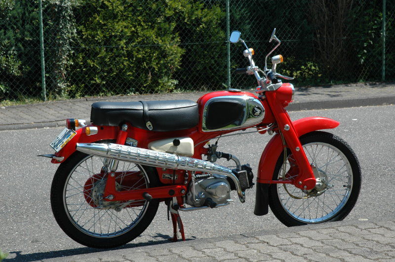 Honda C