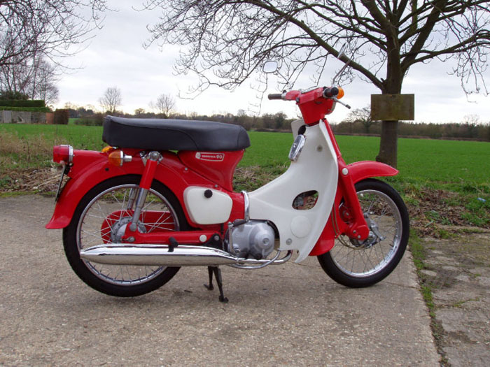 Honda C90