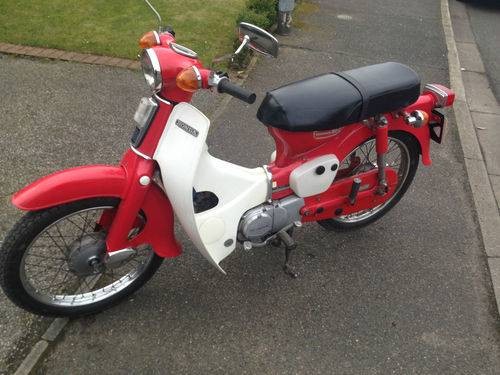 Honda C90