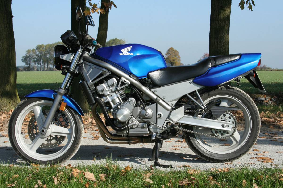Honda Cb1