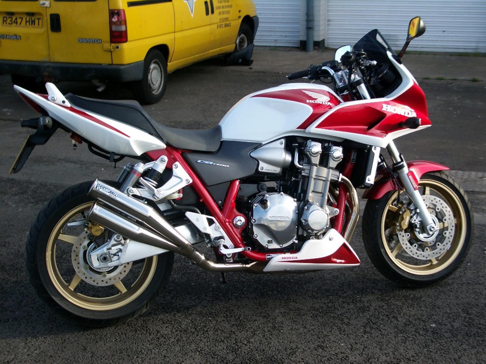 Honda cb1300sa