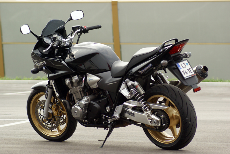 Honda cb1300sa