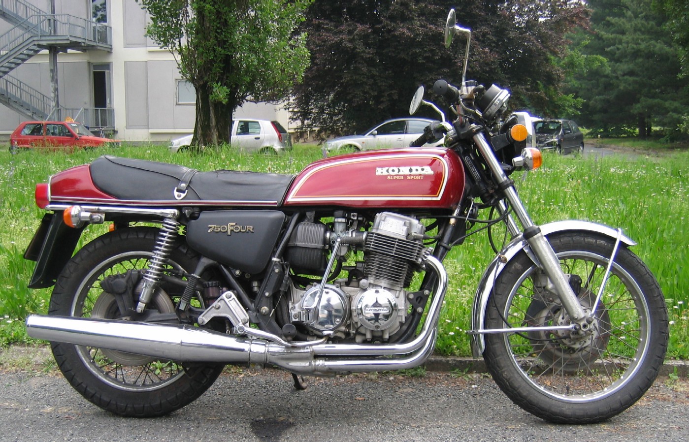 Honda Cb750f