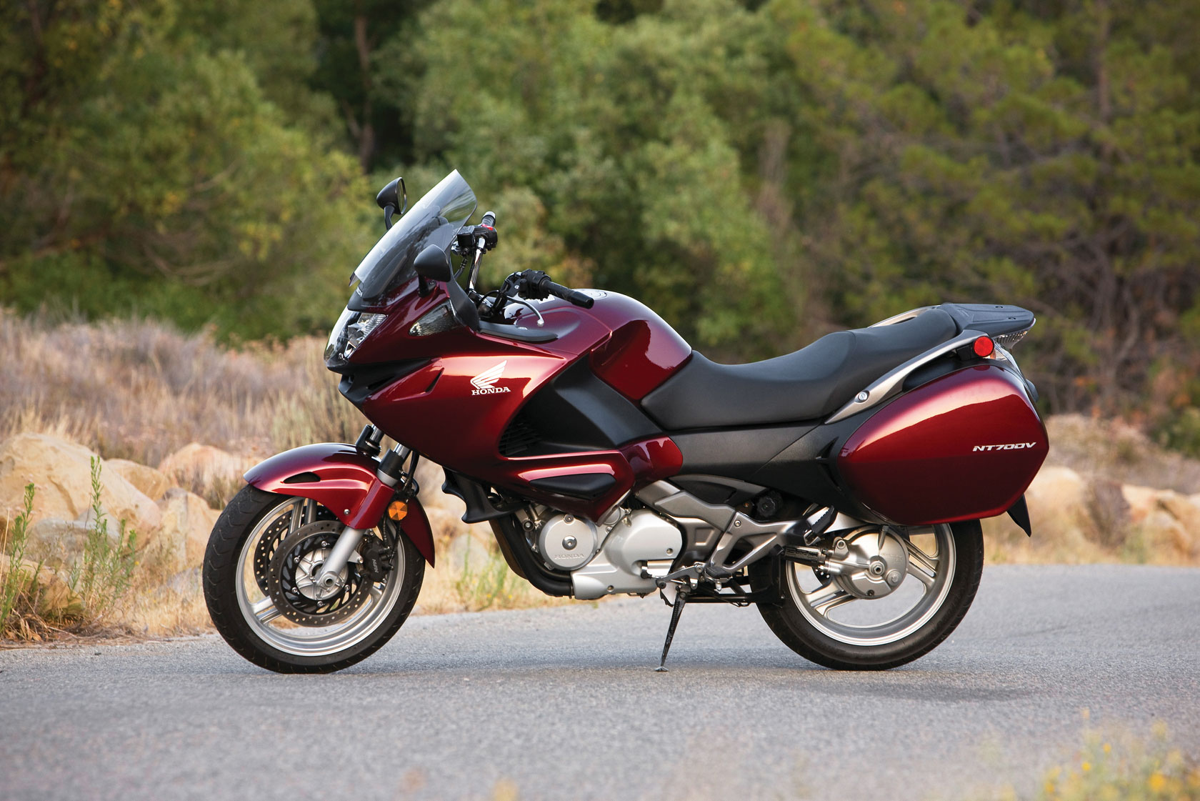 Honda Nt700v