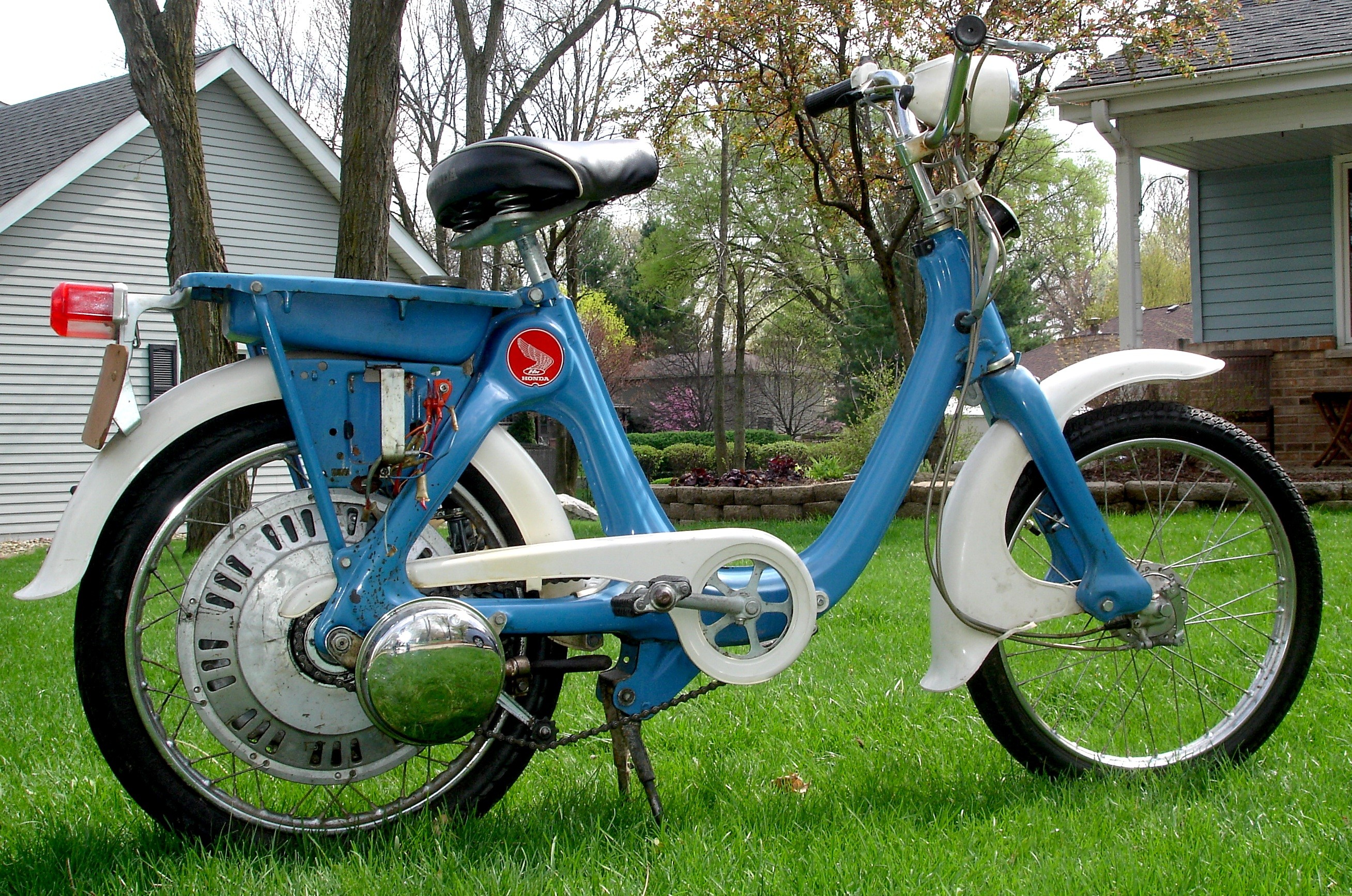 Honda P50