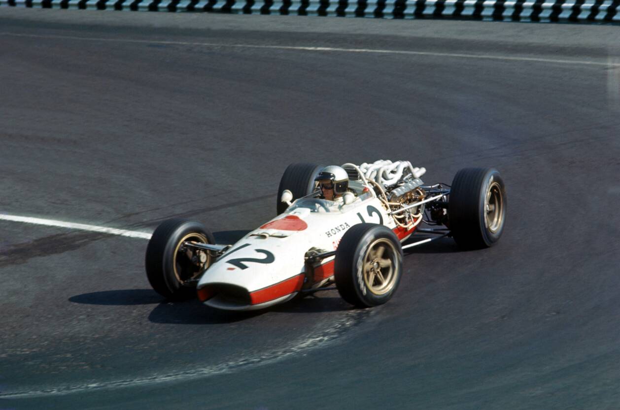 Honda ra