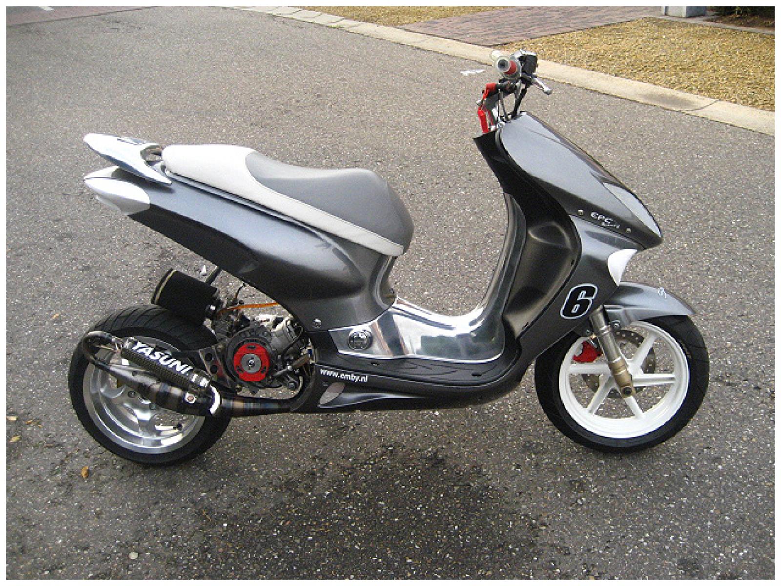 Honda X8r-S