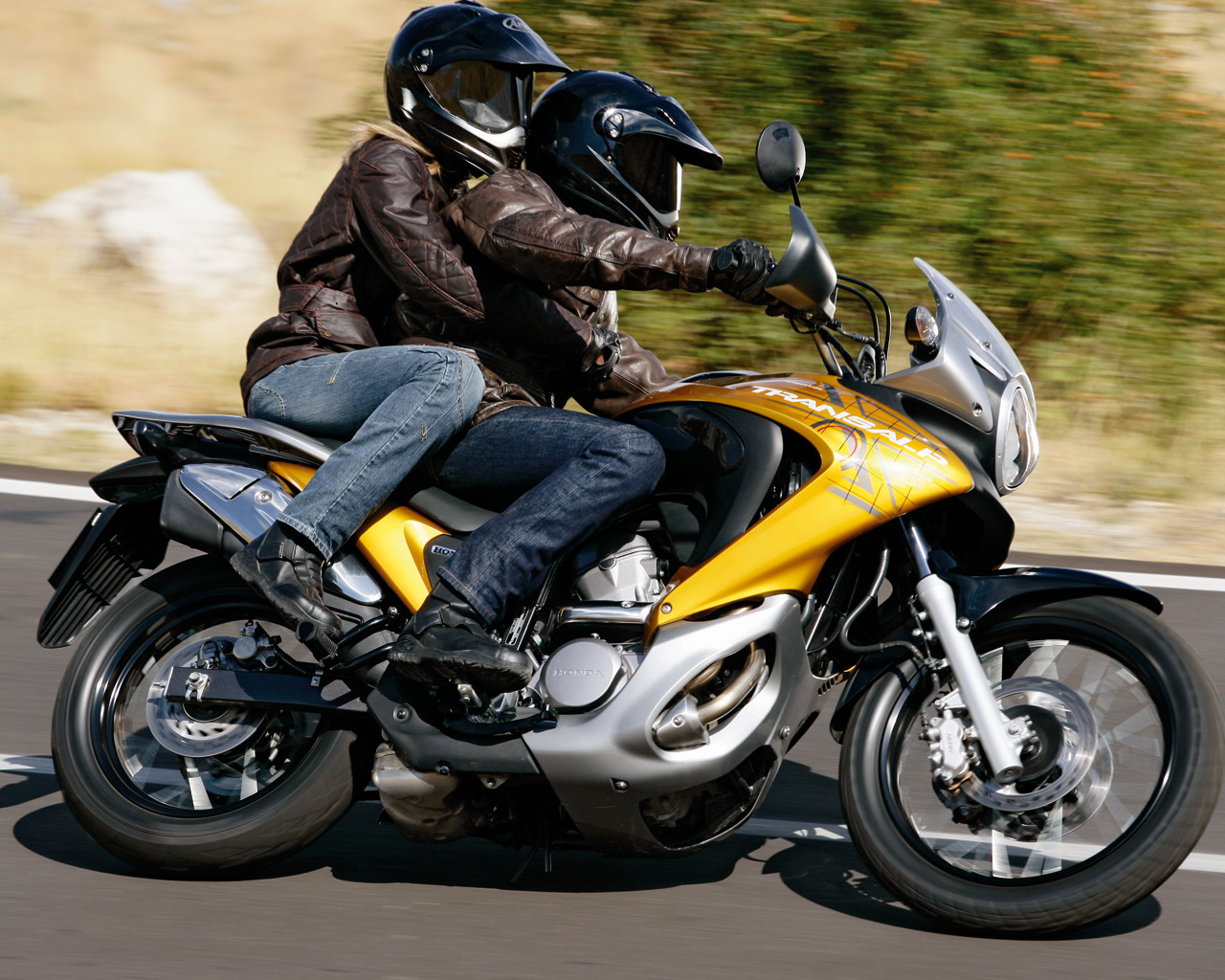 Honda xl700v