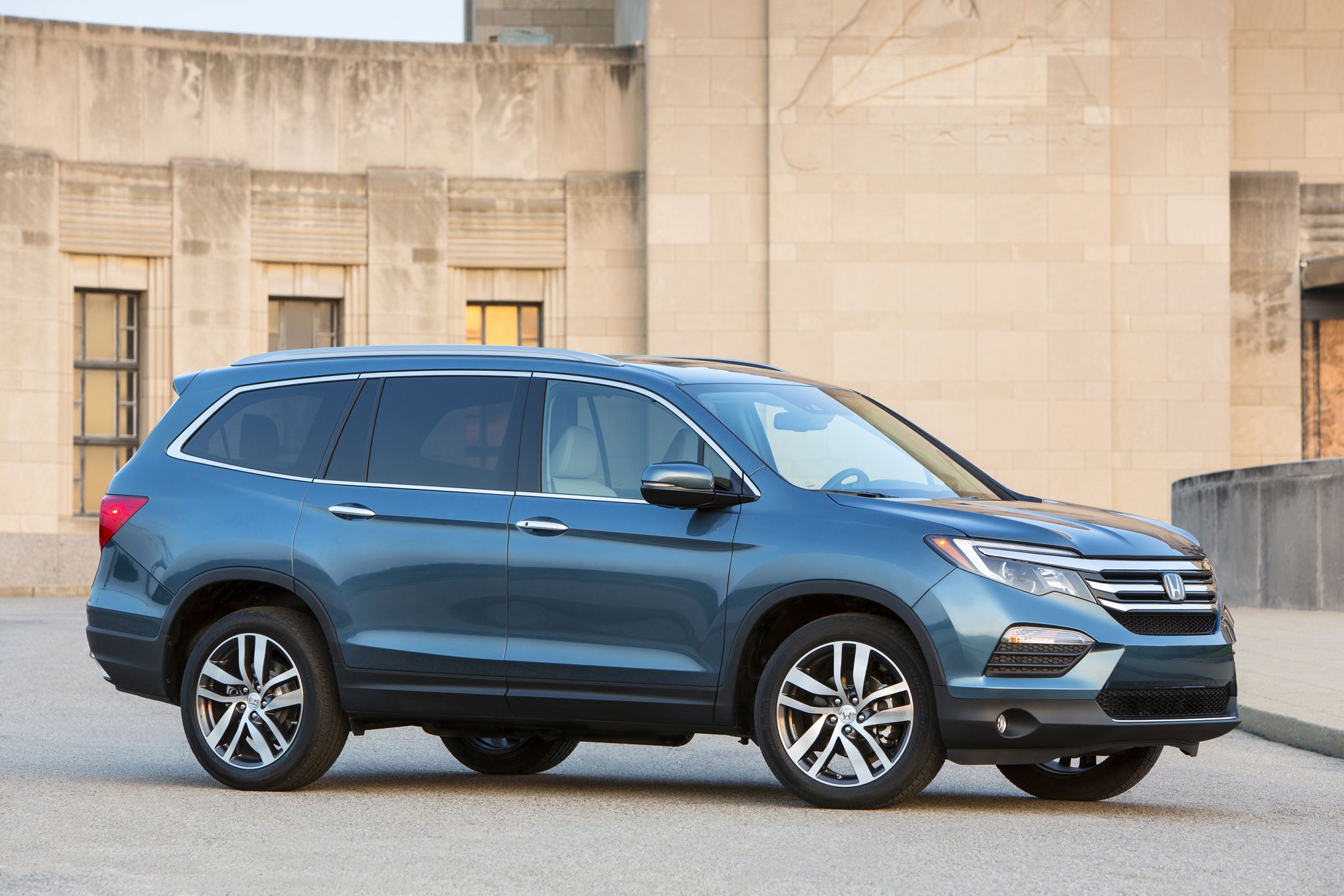 Honda Pilot Elite 2016