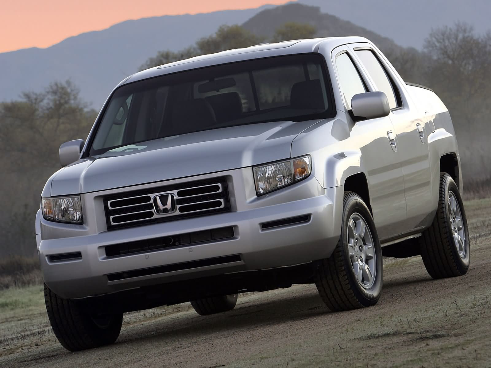 Honda Ridgeline Rtl