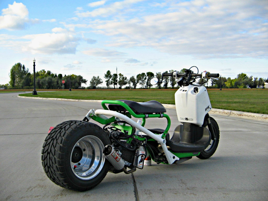 Honda Ruckus Slammed