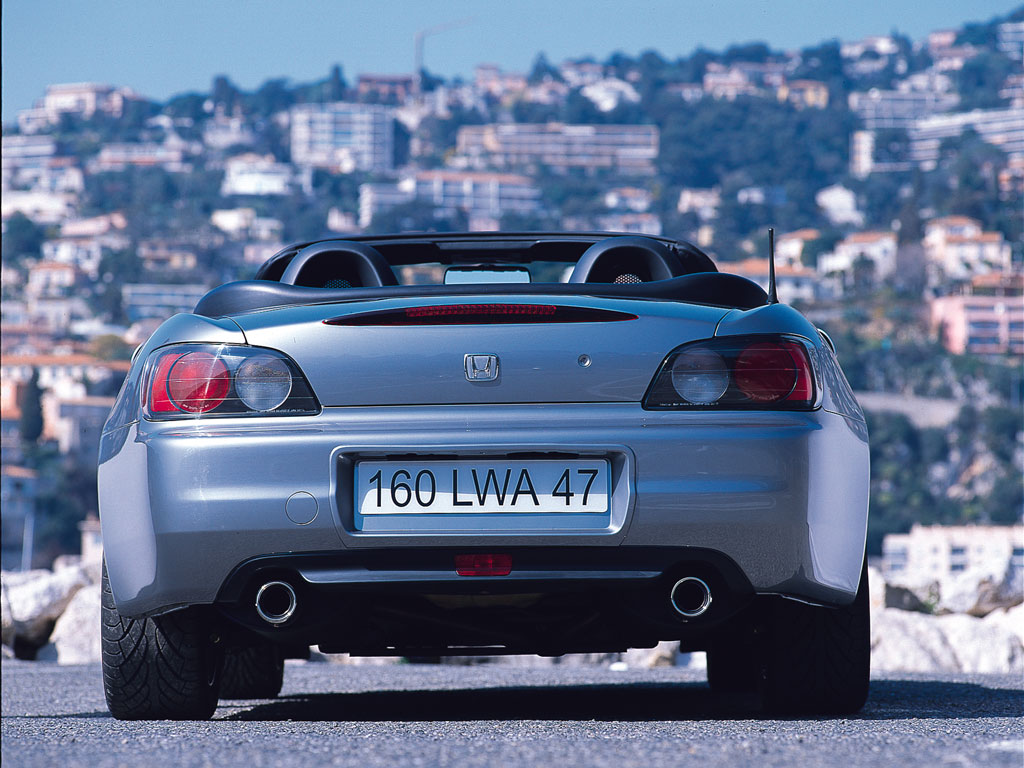 Honda S2000 2.0