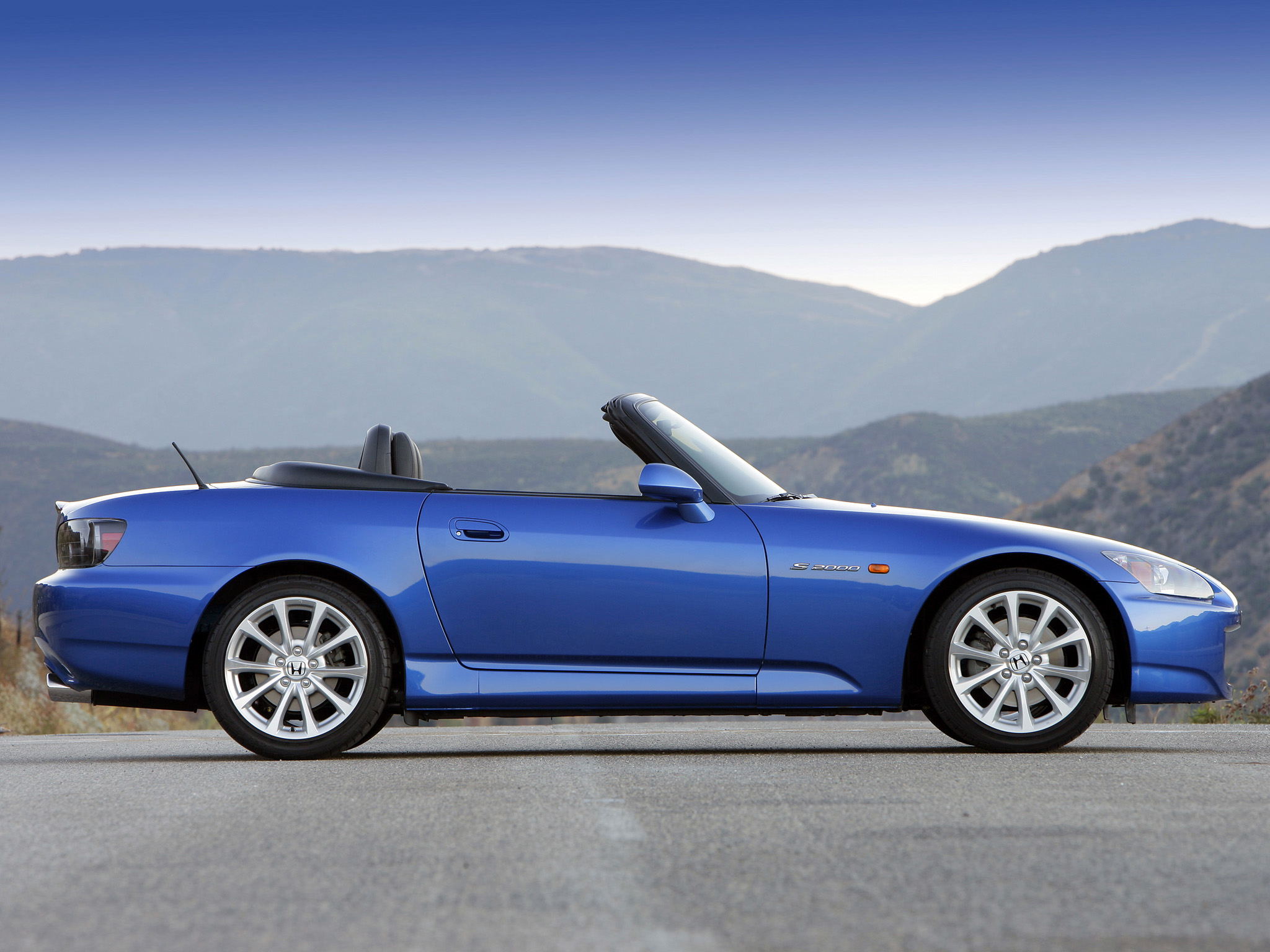 Honda S2000 V8