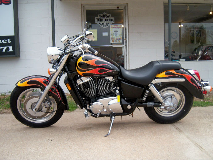 Honda Shadow Sabre 1100