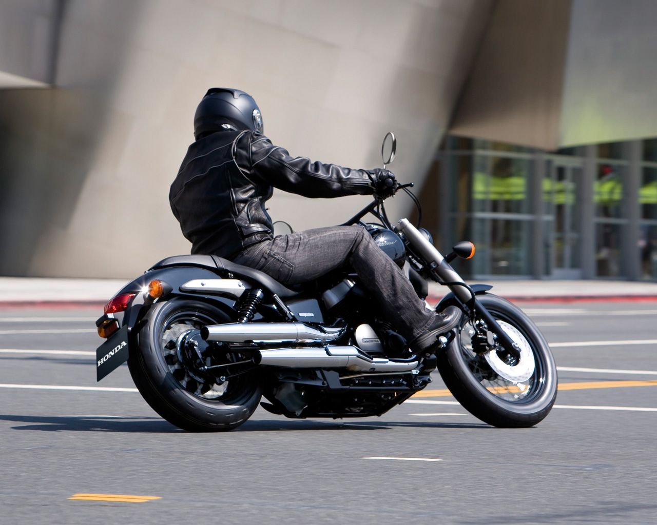 Honda Vt750c2b Shadow Black Spirit