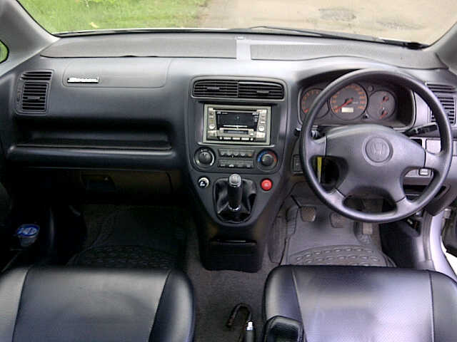 Honda Stream 1.7