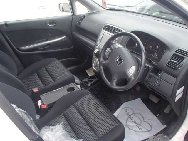 Honda Stream 2.0