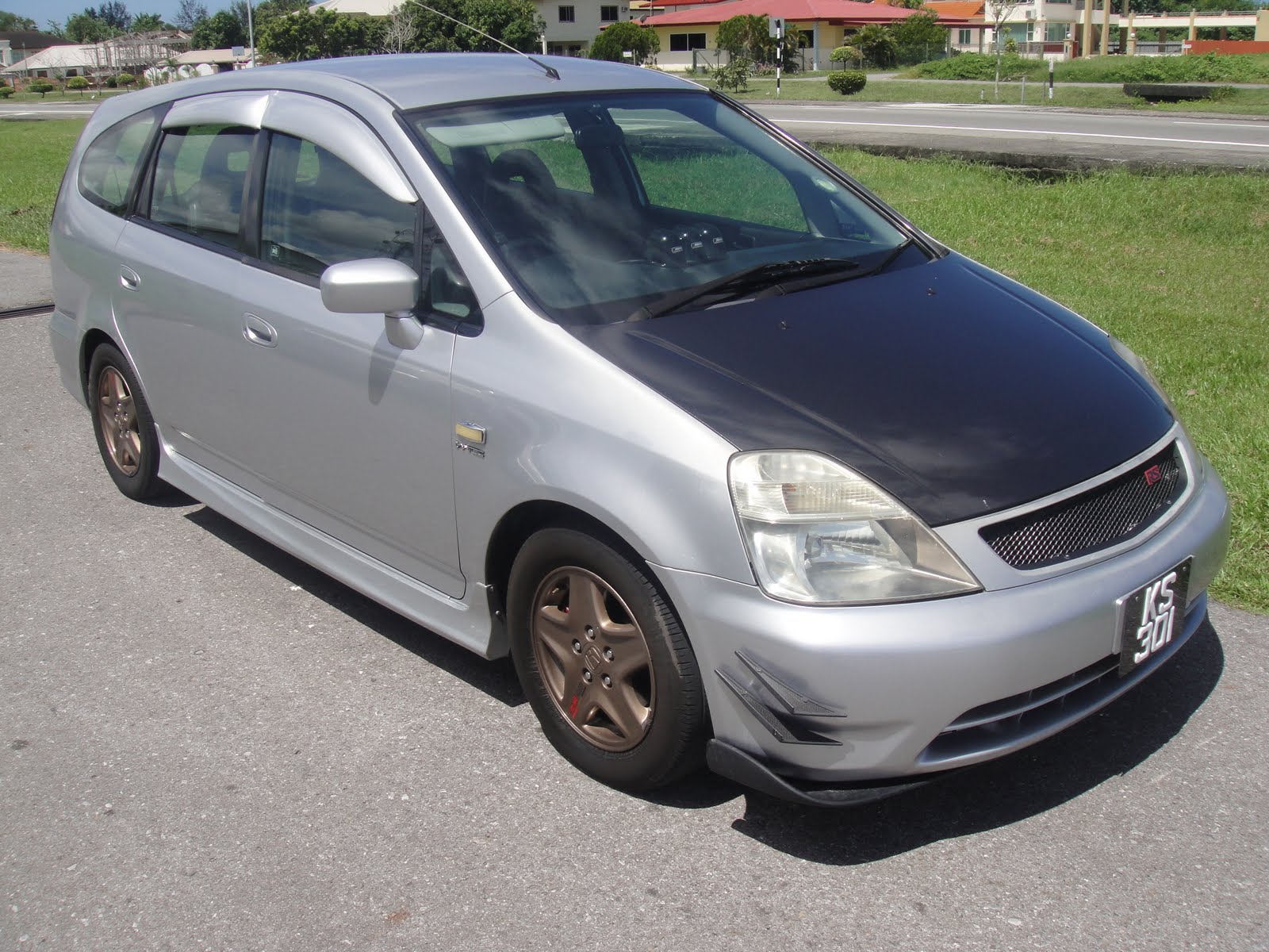 Honda Stream 2.0