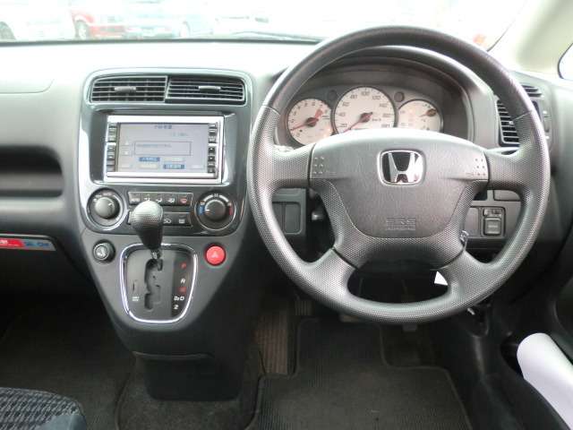 Honda Stream 2.0i