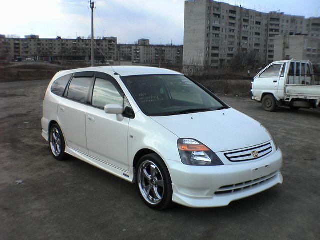 Honda Stream 2001
