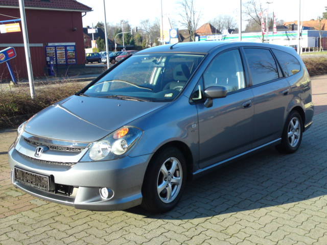 Honda Stream 2004