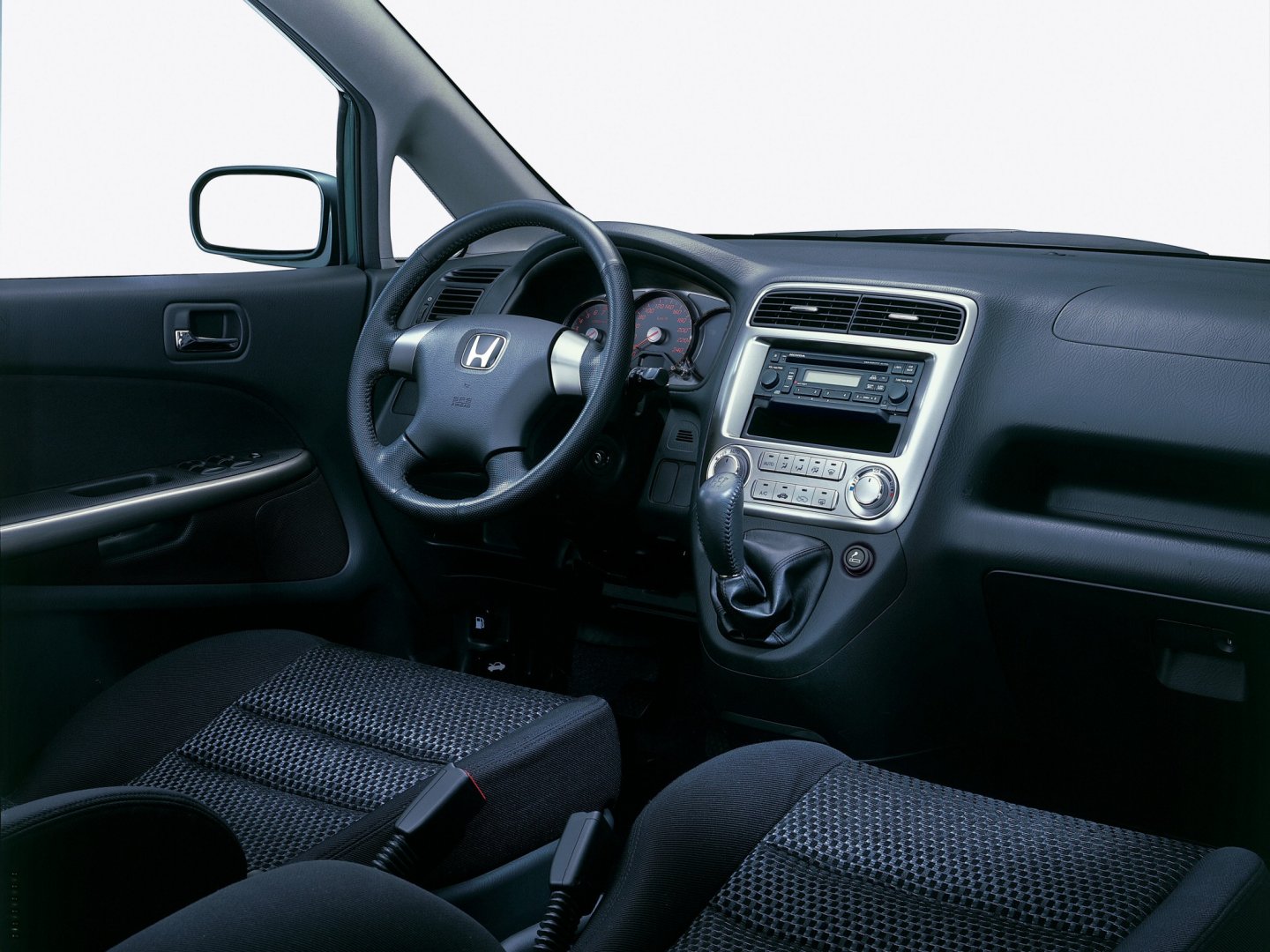 Honda Stream 2004