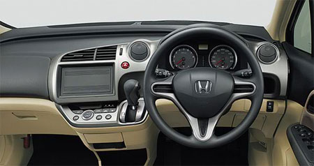 Honda Stream 2013