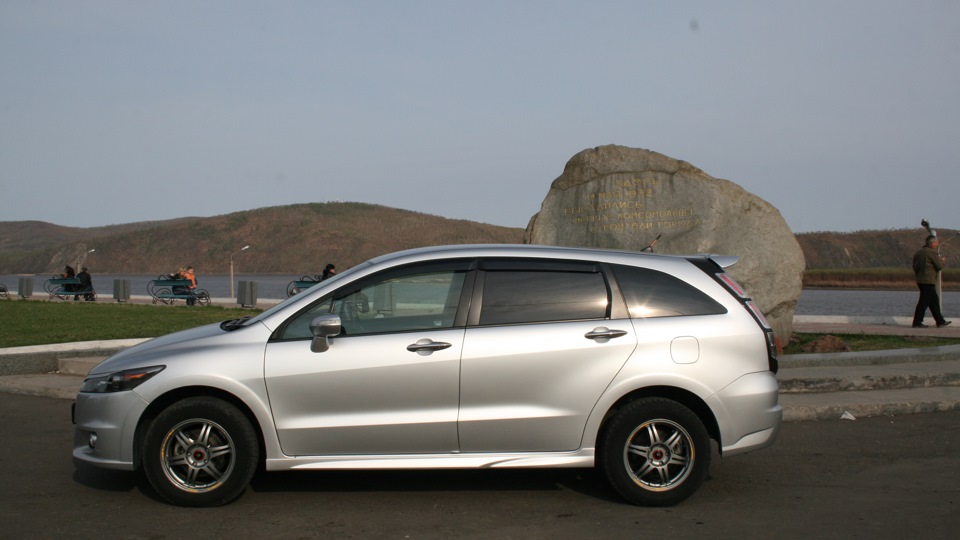 Honda Stream 4wd