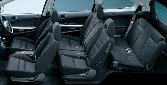 Honda Stream Absolute