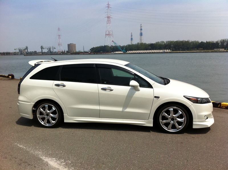 Honda Stream Rs
