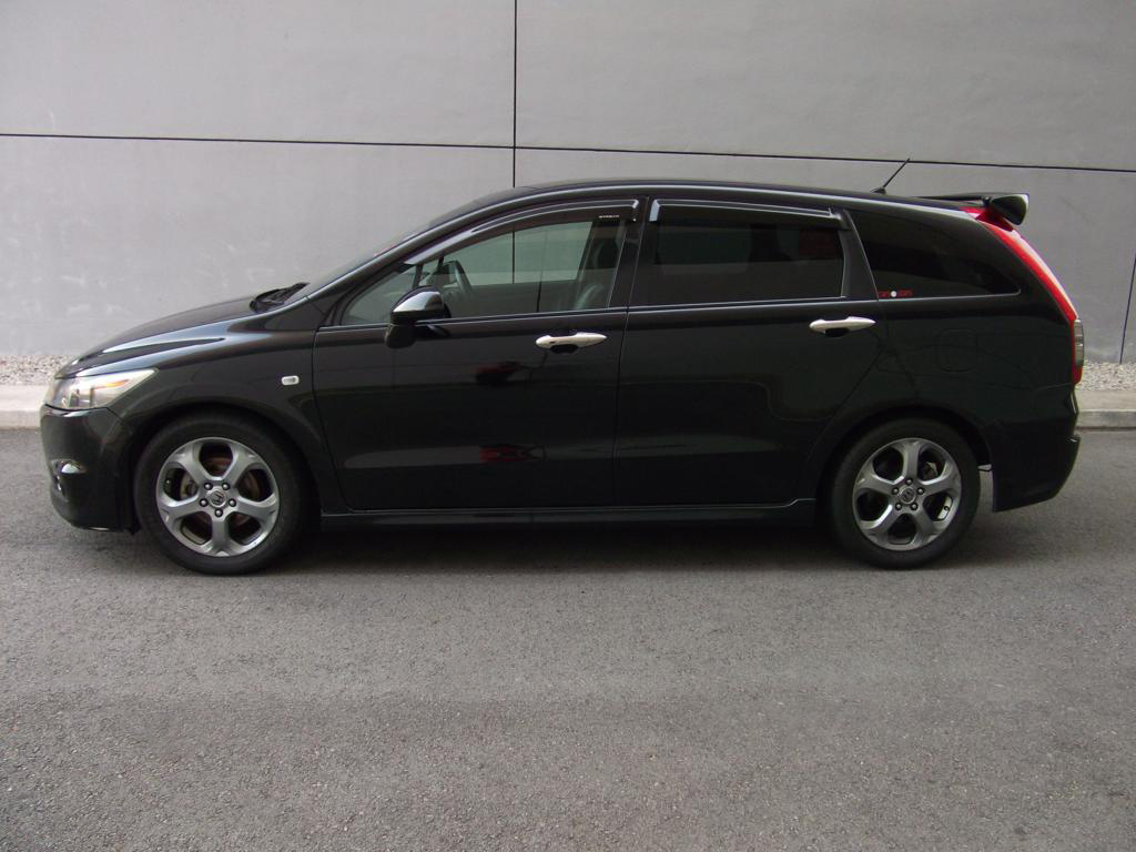 Honda Stream Rsz 2012