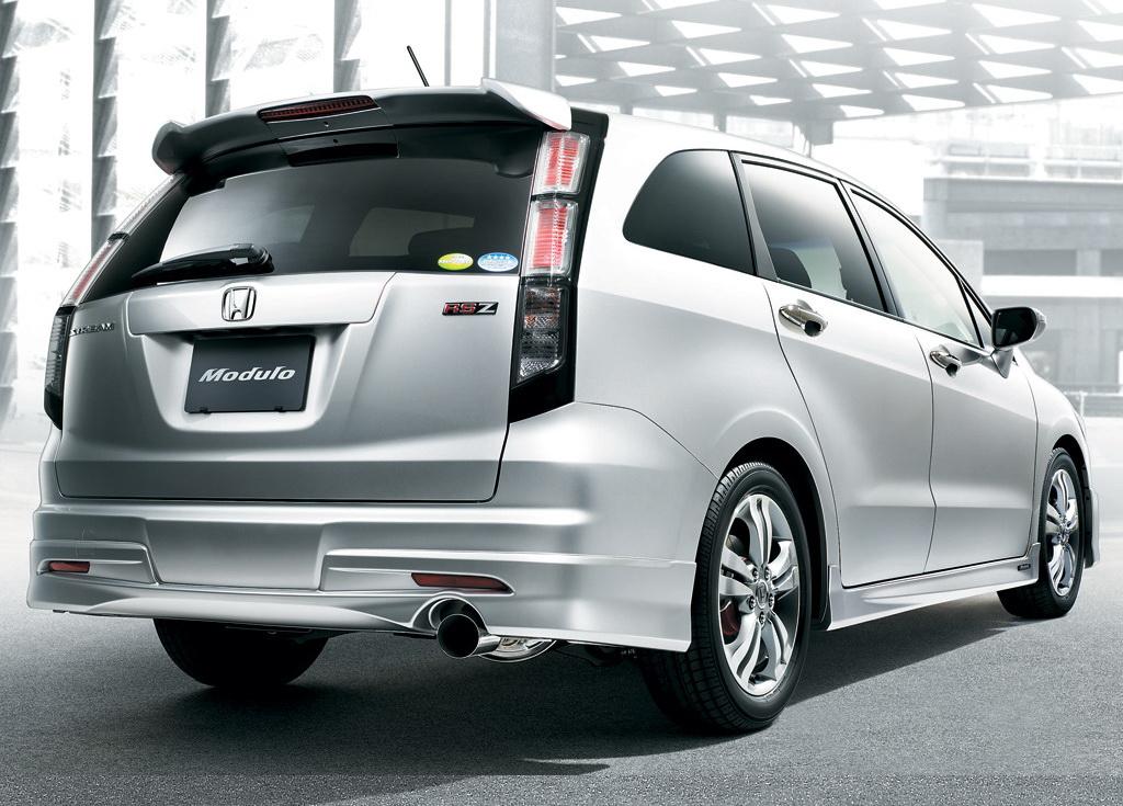 Honda Stream Rsz