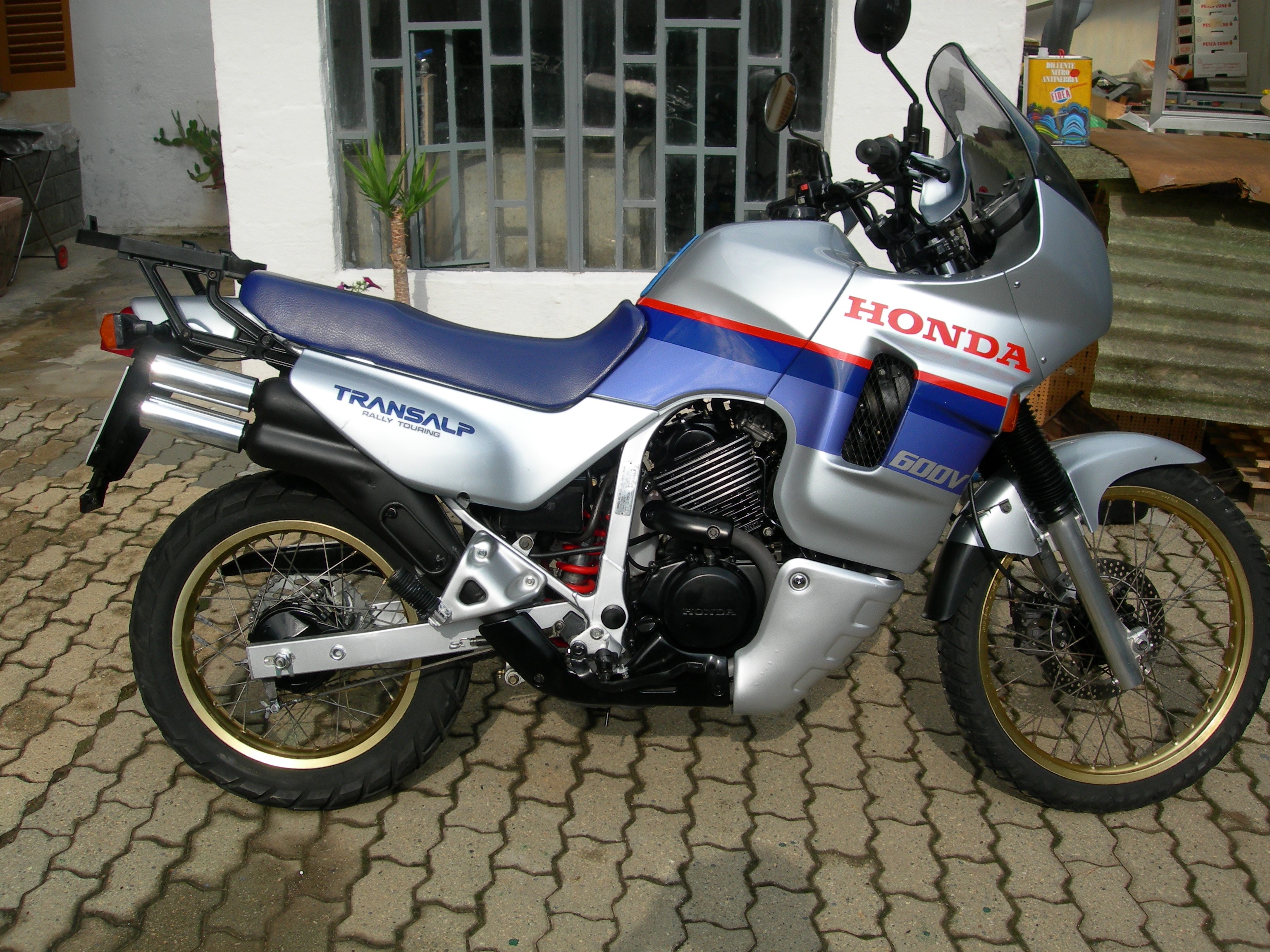 Honda Transalp 600