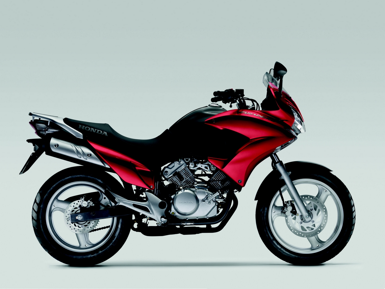 Honda Varadero 125 Cena